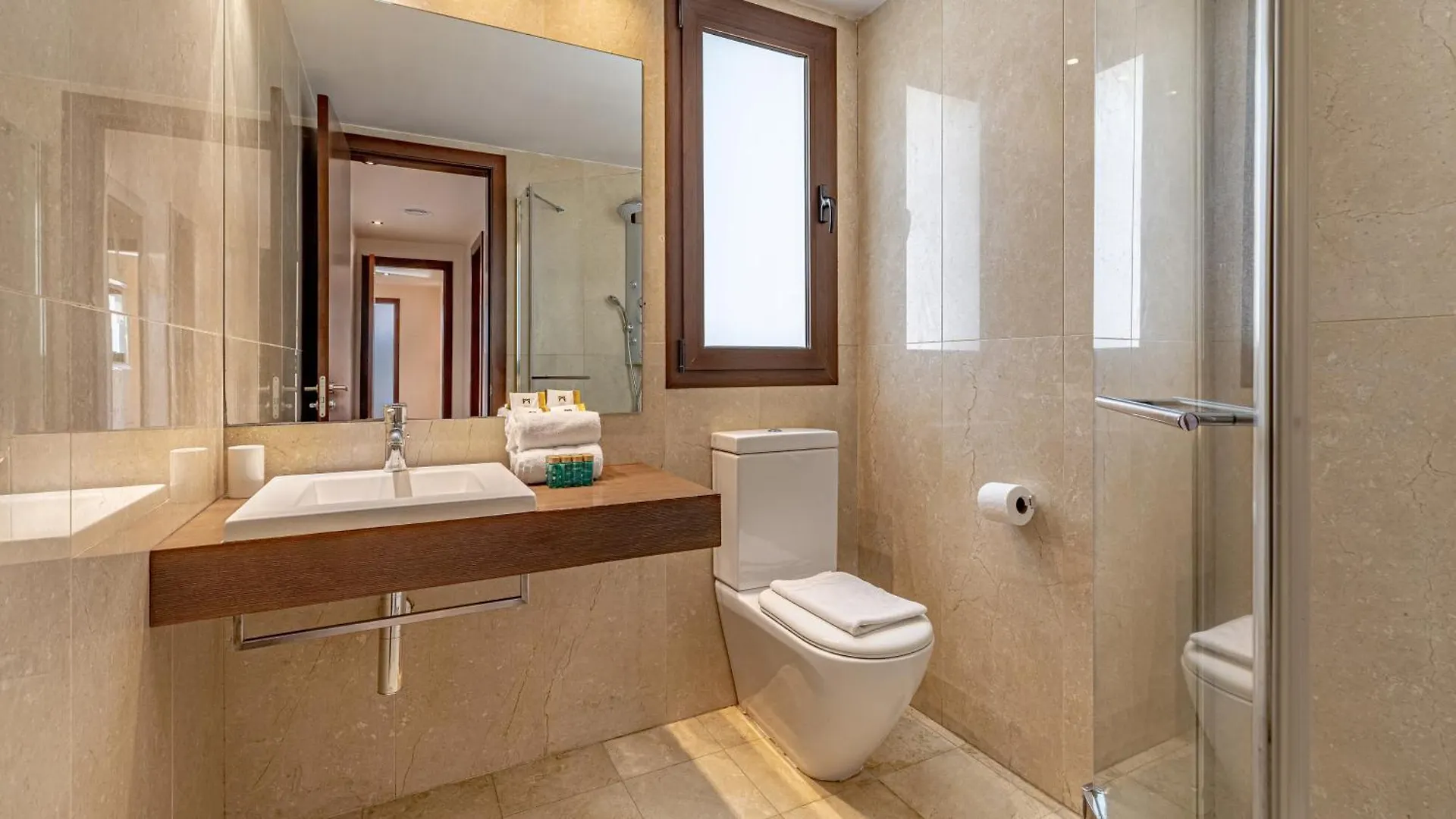 Vacation Marbella: Private Heated Pool Retreat Near Puerto Banus Apartment
