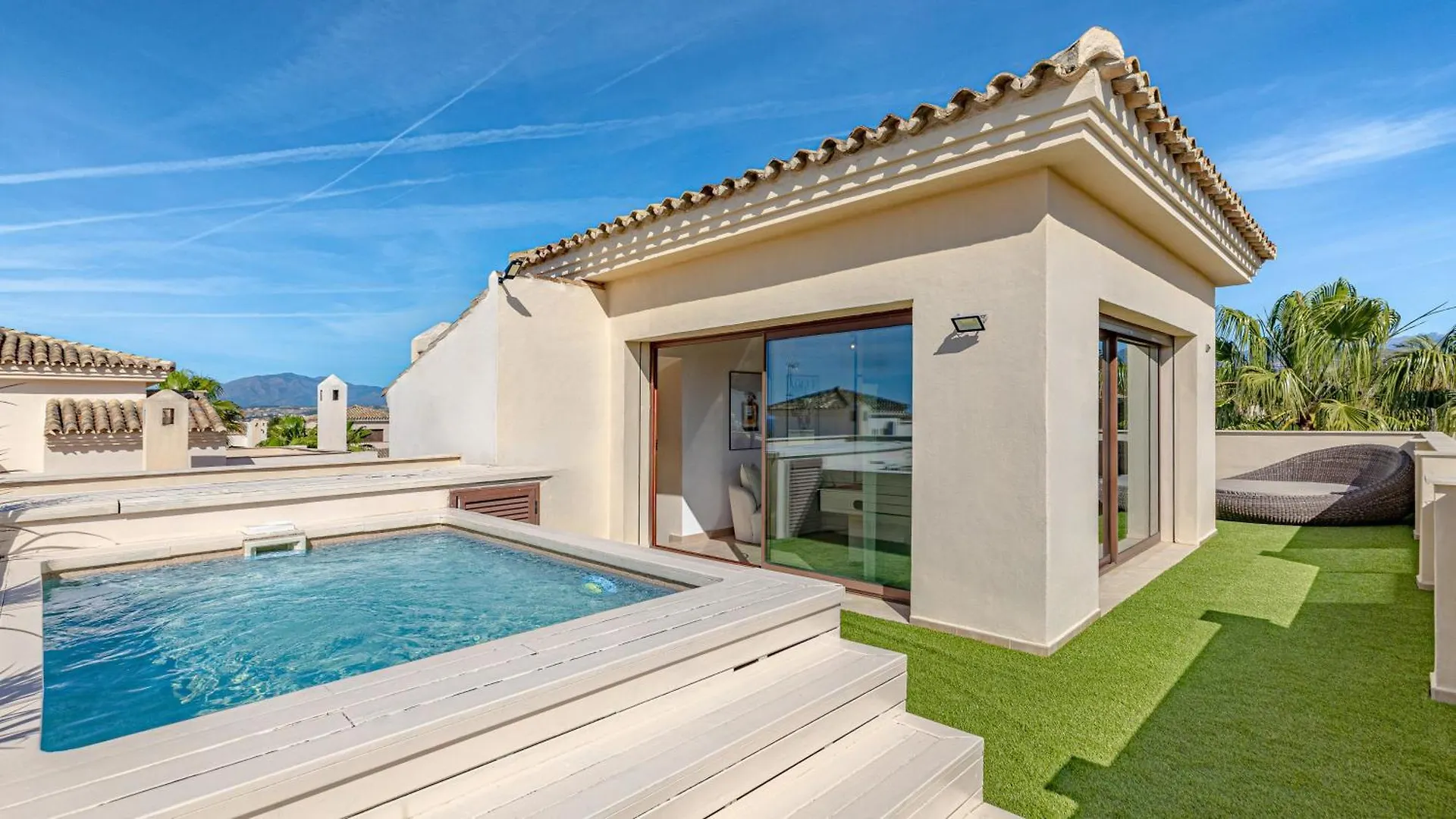 Vacation Marbella: Private Heated Pool Retreat Near Puerto Banus Apartment 0*, Marbella